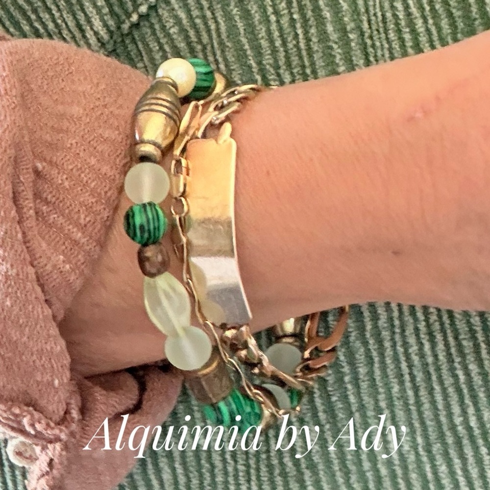 Malachite Elegant Gold and Green Bracelet